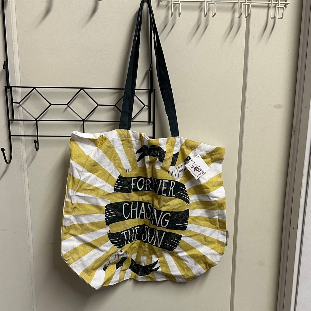 Primitives by Kathy Forever Chasing the Sun Tote